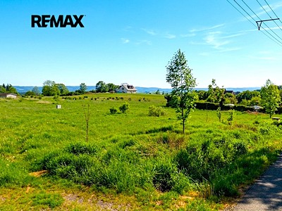 Prodej  stavebního pozemku 1 275 m²
