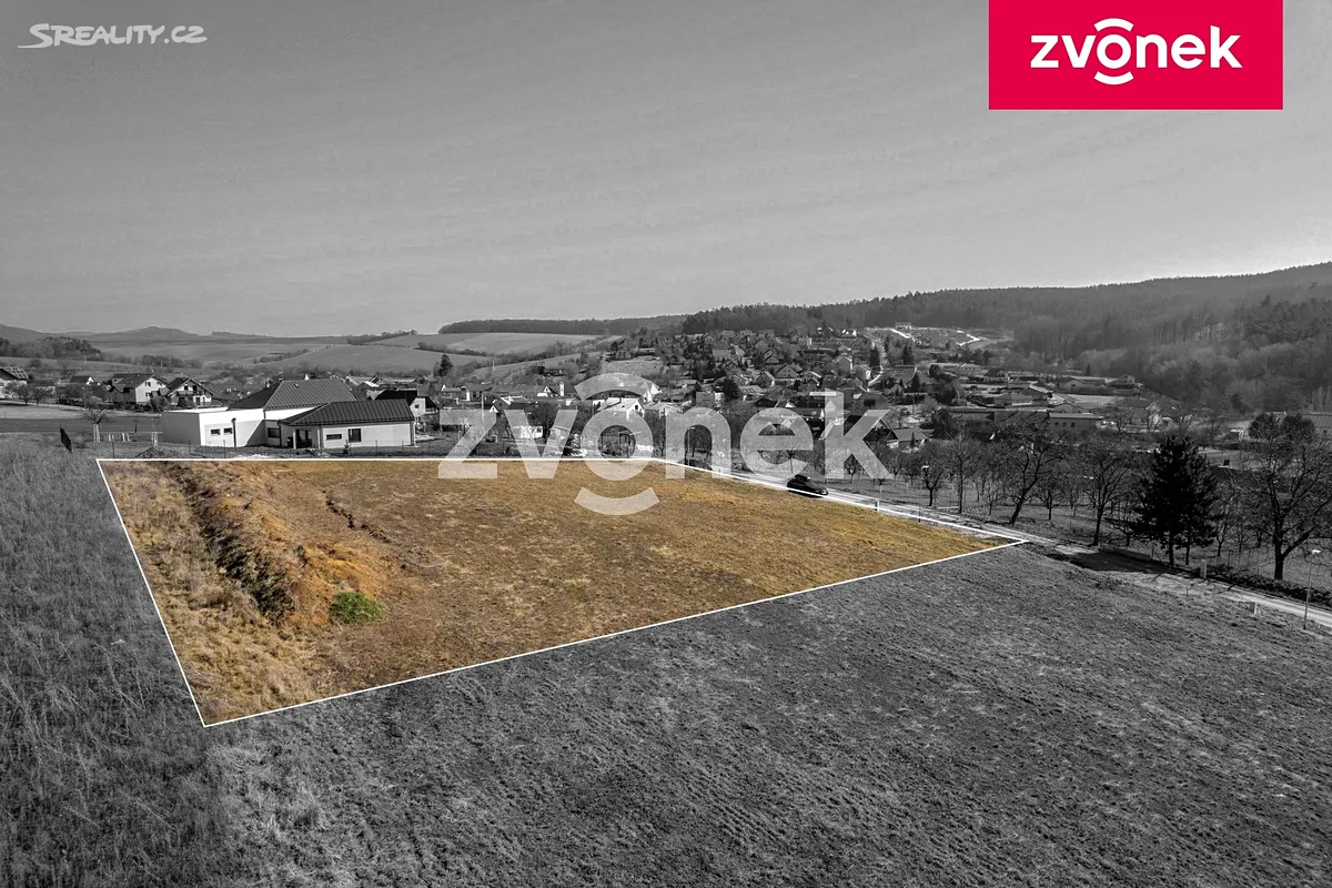 Prodej stavebního pozemku 3280 m² – pohled 2