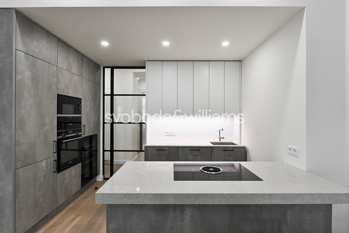 Pronájem bytu 3+kk 92 m²
