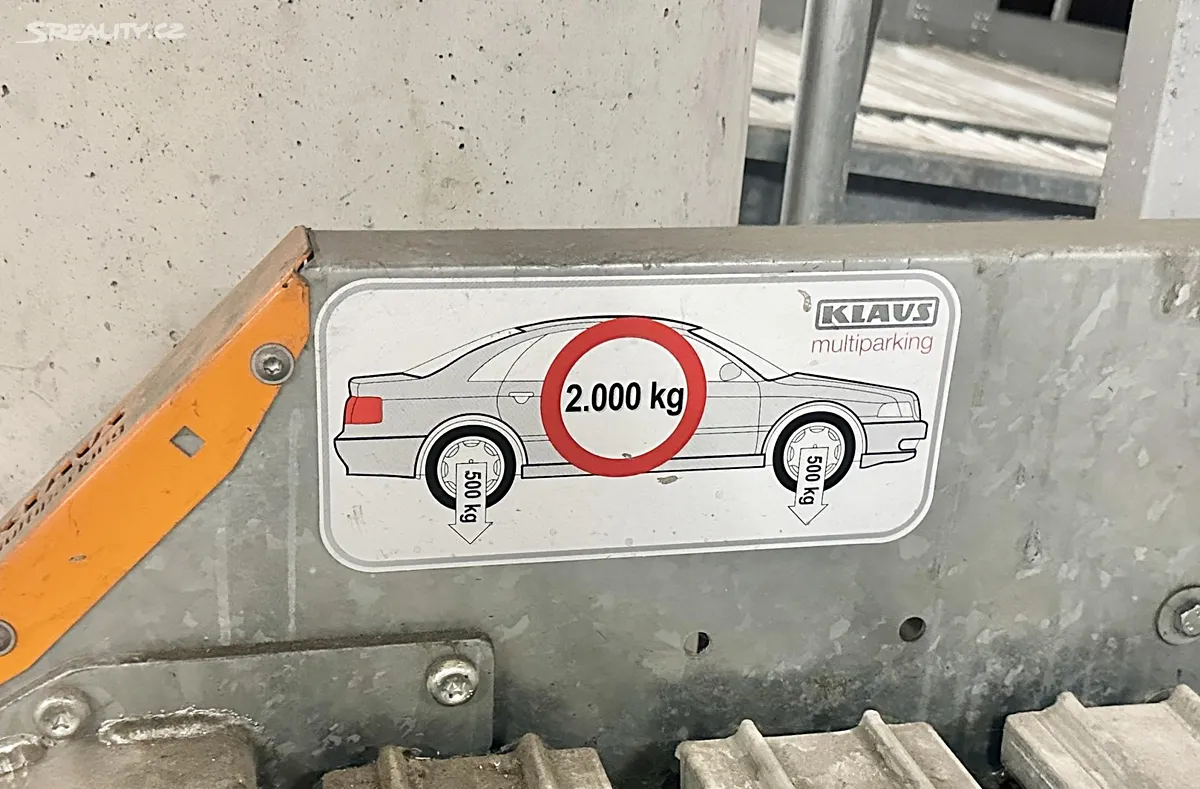 Prodej garážového stání 12 m² – pohled 5