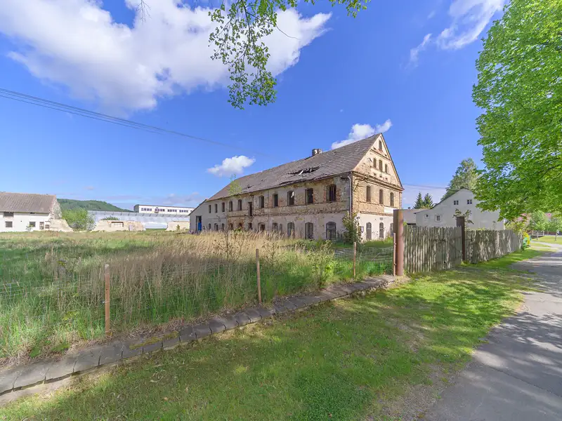 Prodej zemědělské usedlosti 400 m², pozemek 3821 m², Okna – náhled fotky 3