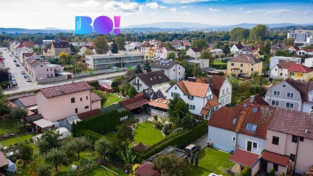 Prodej vily 180 m², pozemek 222 m² – fotografie 2