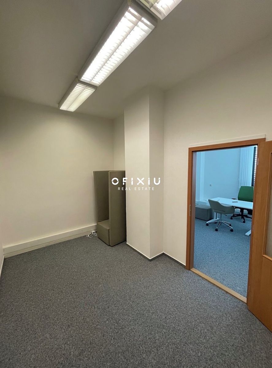 Pronájem kanceláře 30 m² – fotografie 2
