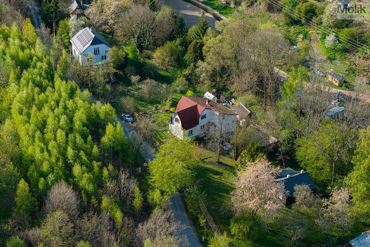 Prodej rodinného domu 200 m², pozemek 802 m² – fotografie 4