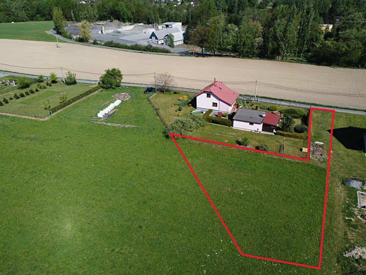 Prodej  stavebního pozemku 1 226 m²
