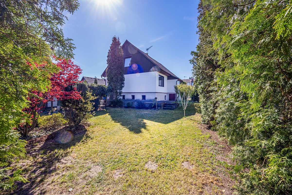 Prodej rodinného domu 135 m², pozemek 715 m² – fotografie 3