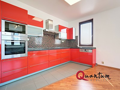 Pronájem bytu 3+kk 72 m²