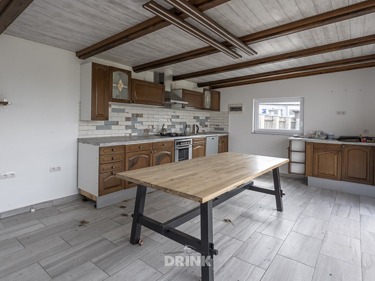Prodej komerčního prostoru, 1 580 m² (42 z 45)