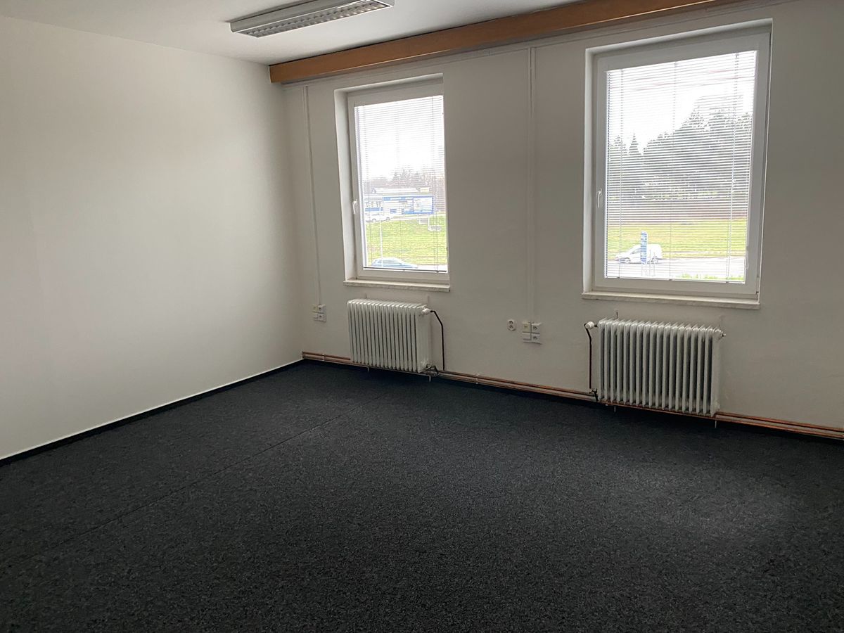 Pronájem kanceláře 157 m²