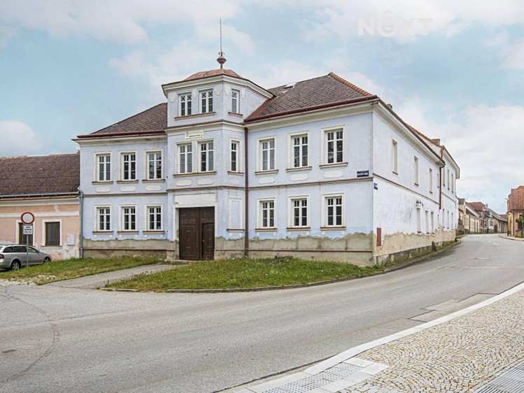 Gewerbefläche zum Kauf, 1.136 m² (1 von 27)