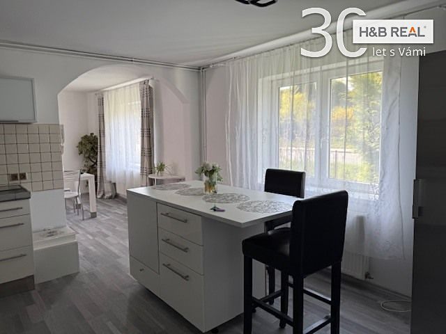 Prodej rodinného domu 190 m², pozemek 1022 m² – fotografie 5