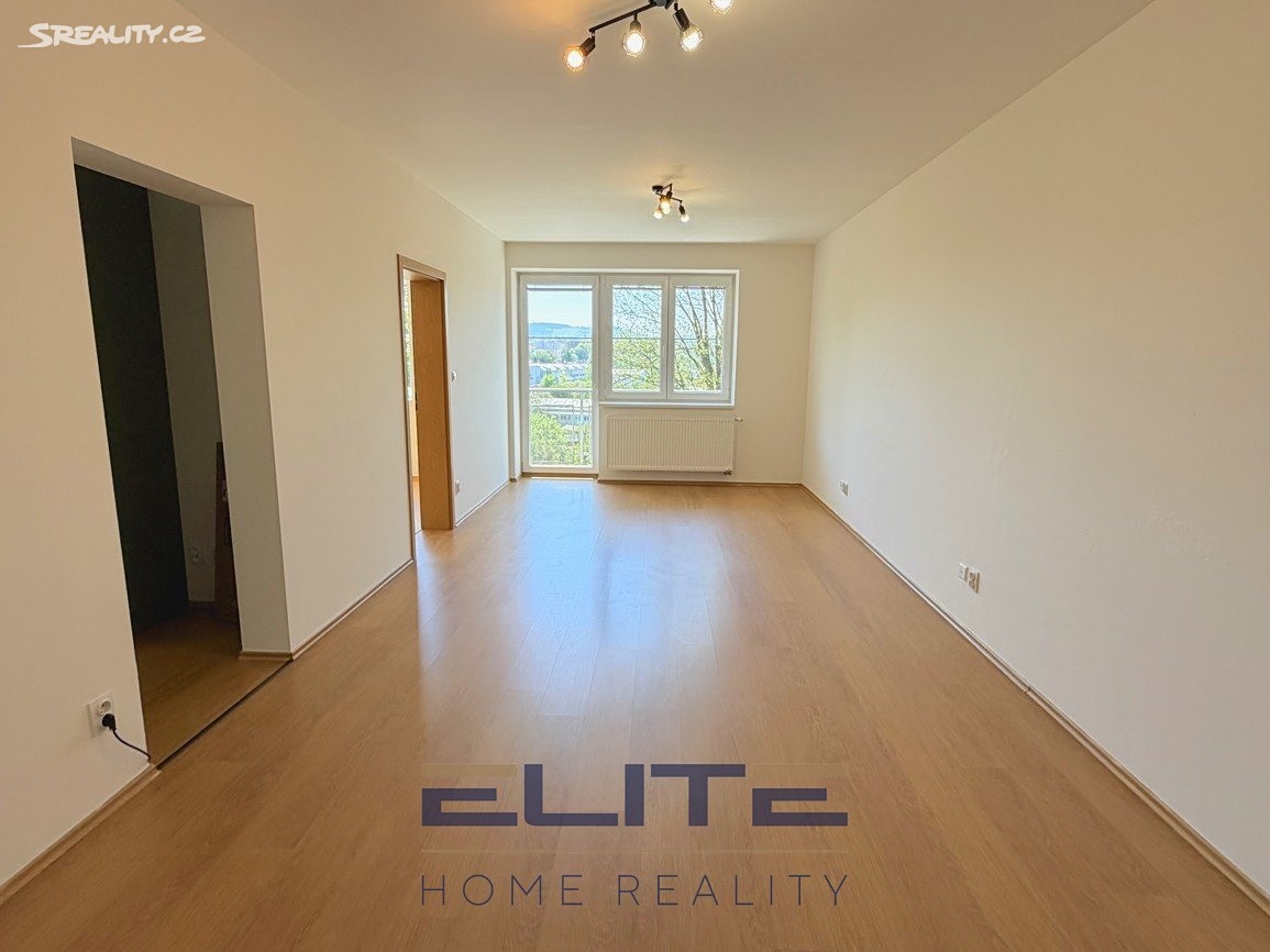Pronájem bytu 3+1 72 m² – pohled 3