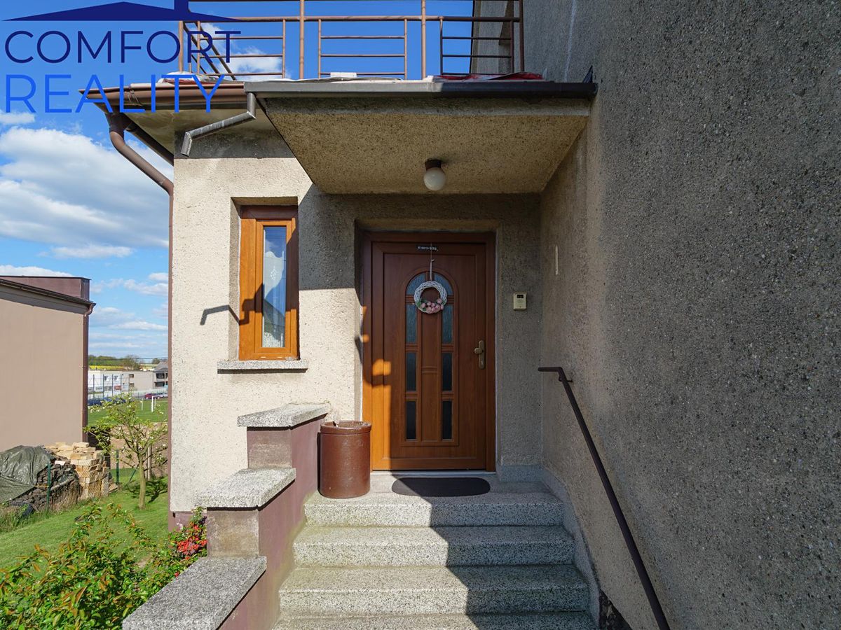 Prodej rodinného domu 250 m², pozemek 666 m² – fotografie 5
