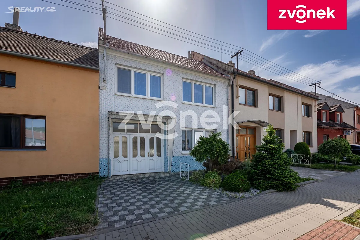 Prodej rodinného domu 220 m², pozemek 1093 m², Blatnice pod Svatým Antonínkem