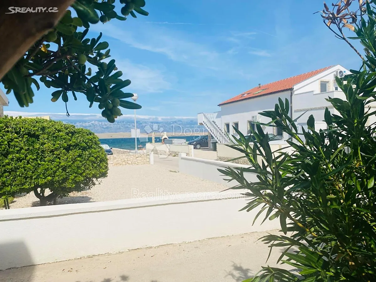 Prodej bytu 3+kk 50 m², Put Lozica