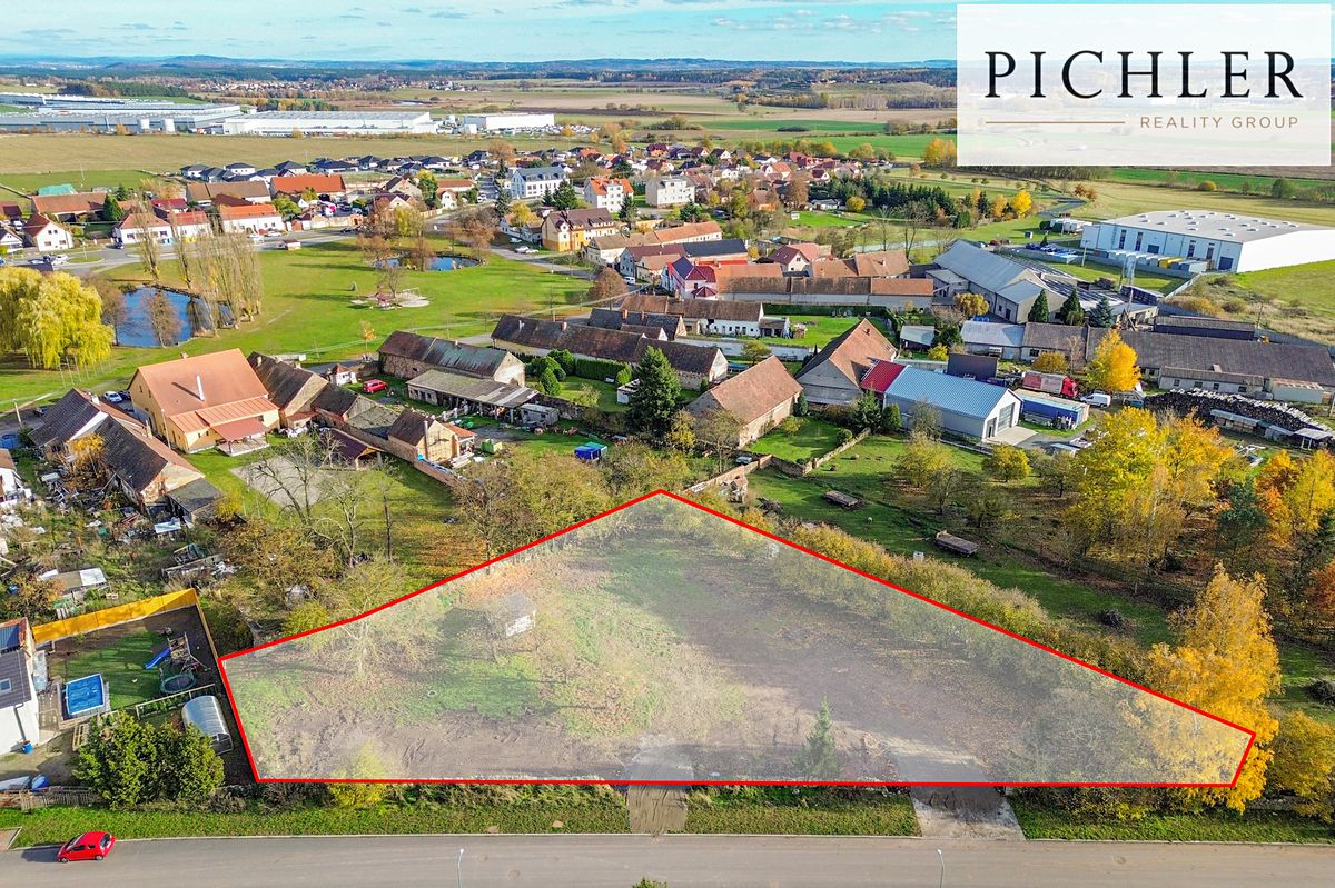 Prodej stavebního pozemku 763 m² – fotografie 3