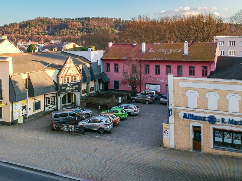 Prodej restaurace 950 m², Karlovy Vary – náhled fotky 1