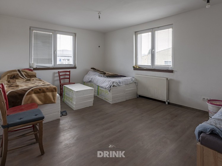 Prodej komerčního prostoru, 1 580 m² (25 z 45)