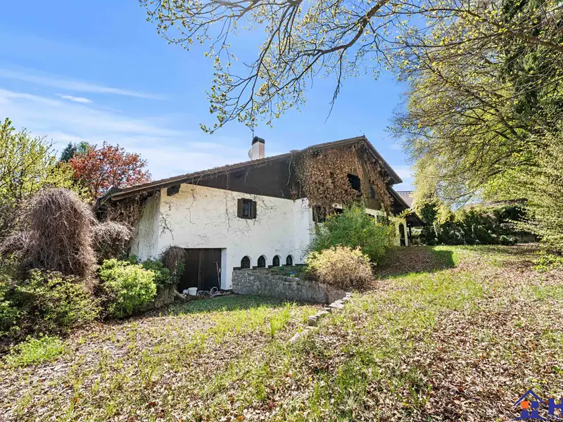 Prodej rodinného domu 446 m², pozemek 3990 m², Zahořany – náhled fotky 1