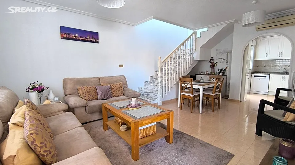 Prodej vily 102 m², pozemek 180 m² - Widok 5