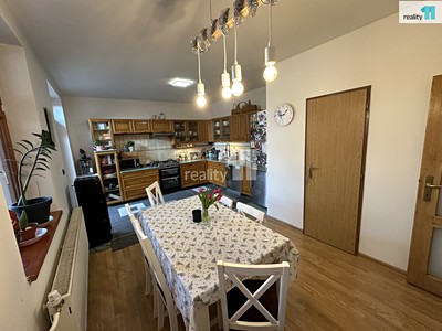 Prodej  rodinného domu 270 m², pozemek 146 m²