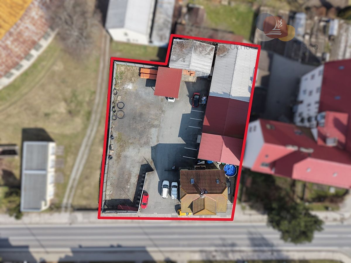 Prodej obchodního prostoru 1694 m² – fotografie 3