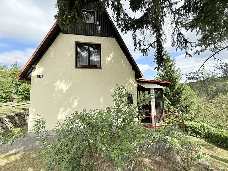 Prodej chaty 95 m², pozemek 618 m², Bělá pod Bezdězem – náhled fotky 1