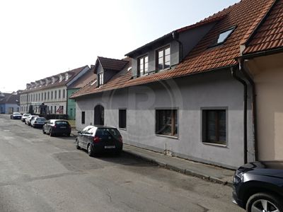Prodej činžovního domu 450 m²