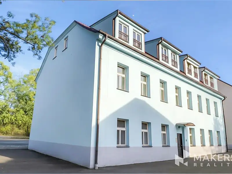 Prodej kanceláře 650 m², Praha – náhled fotky 3