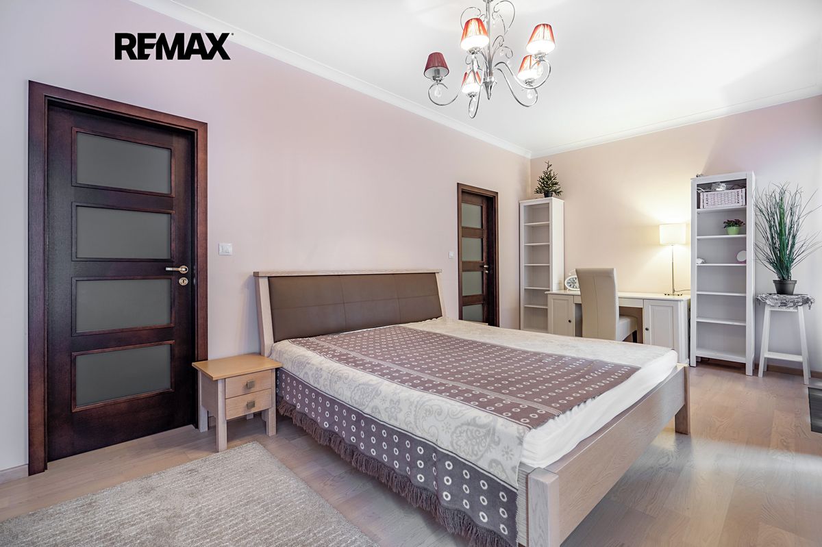 Prodej bytu 4+kk 171 m²