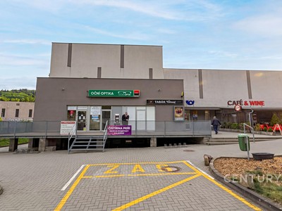 Pronájem obchodního prostoru 140 m²