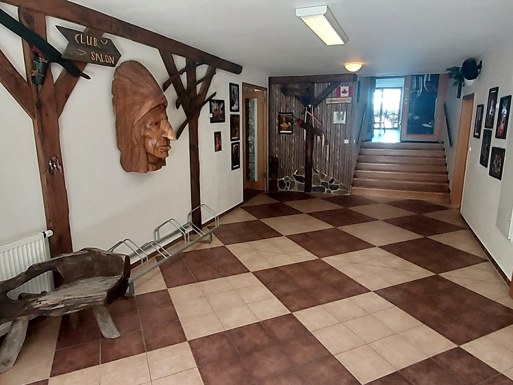 Pronájem bytu 1+kk, 42 m² (25 z 30)