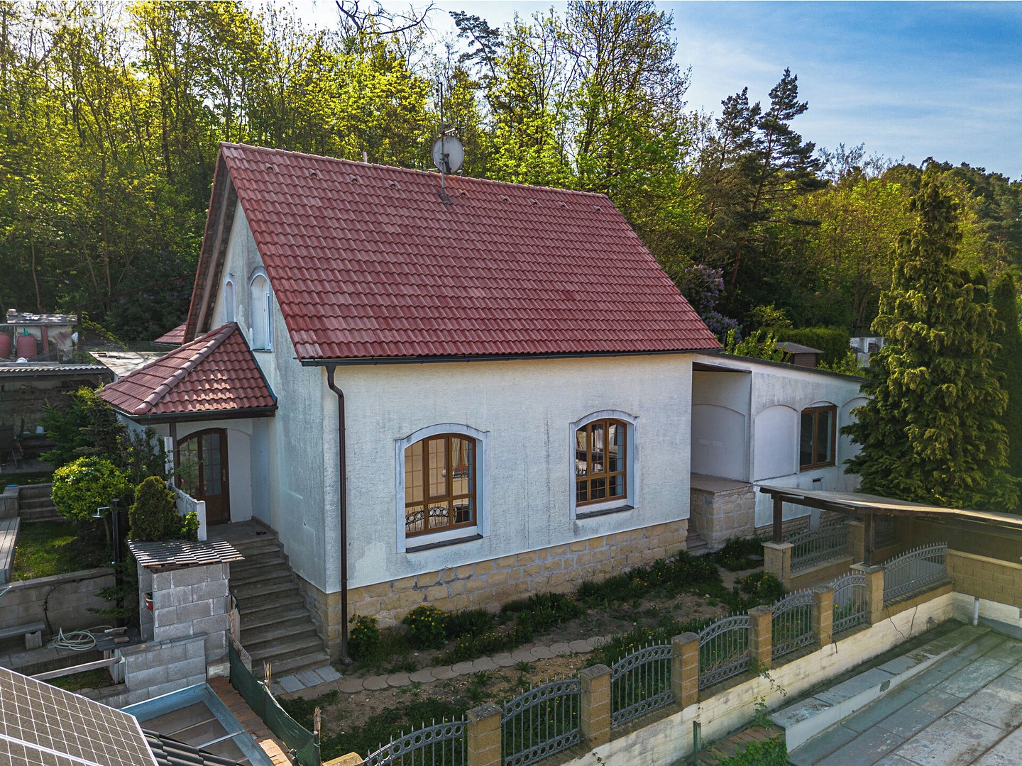 Prodej  rodinného domu 341 m², pozemek 474 m² – pohled 4