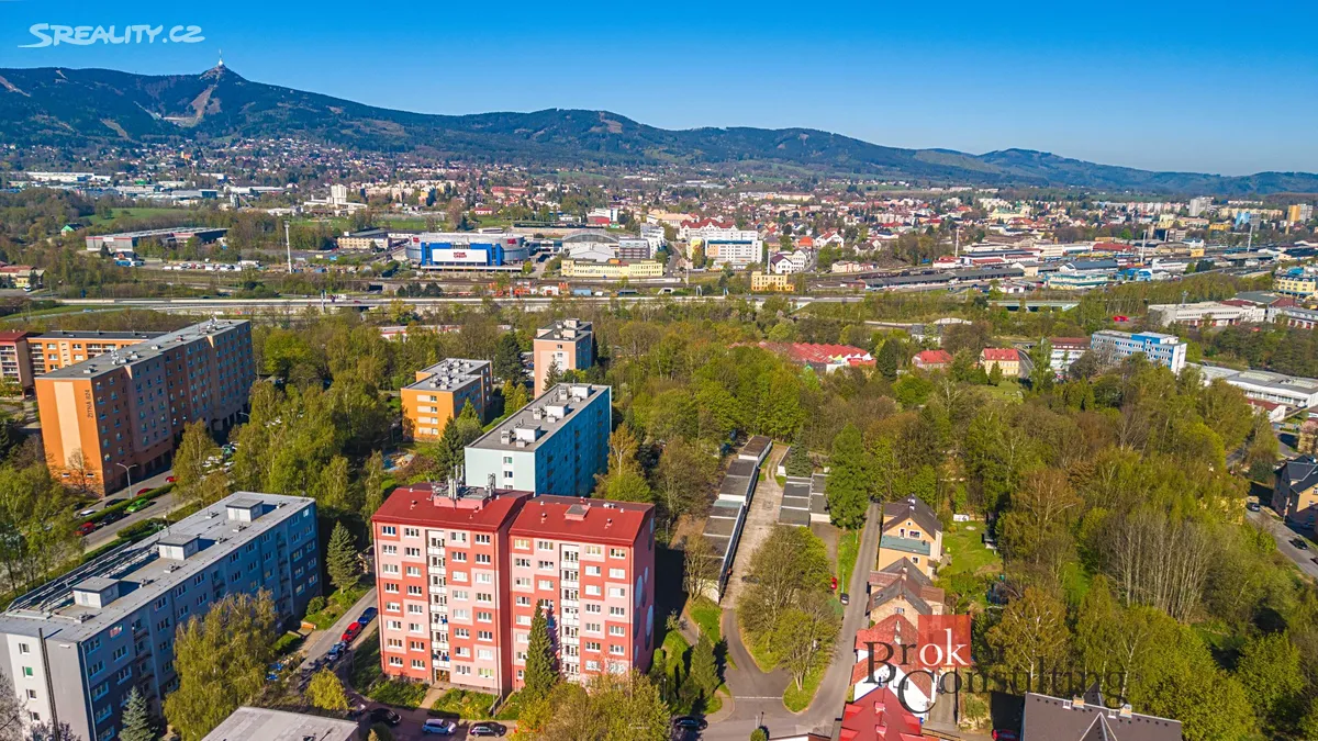 Prodej bytu 3+1 87 m² – pohled 2