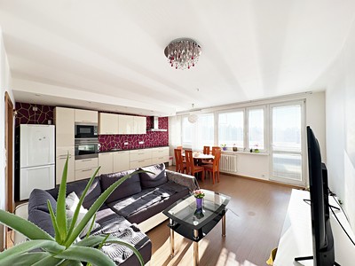 Pronájem bytu 3+kk 70 m²