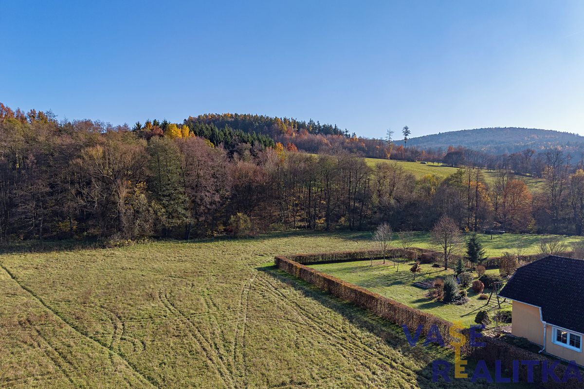 Prodej stavebního pozemku 1000 m²