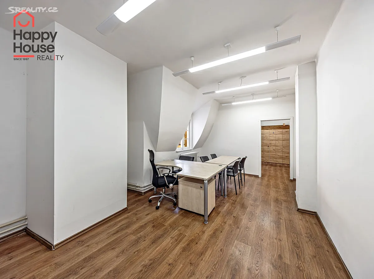 Pronájem kanceláře 32 m², Praha