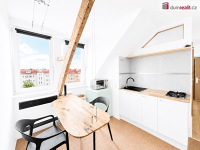 Pronájem bytu 1+kk 28 m²