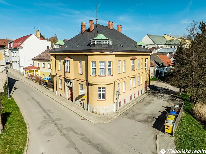 Prodej rodinného domu 980 m², pozemek 287 m², Počátky – náhled fotky 1