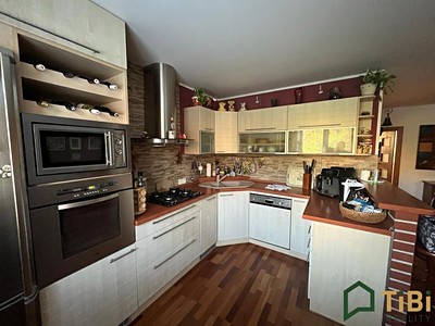 Pronájem bytu 3+1 87 m² — photo 2