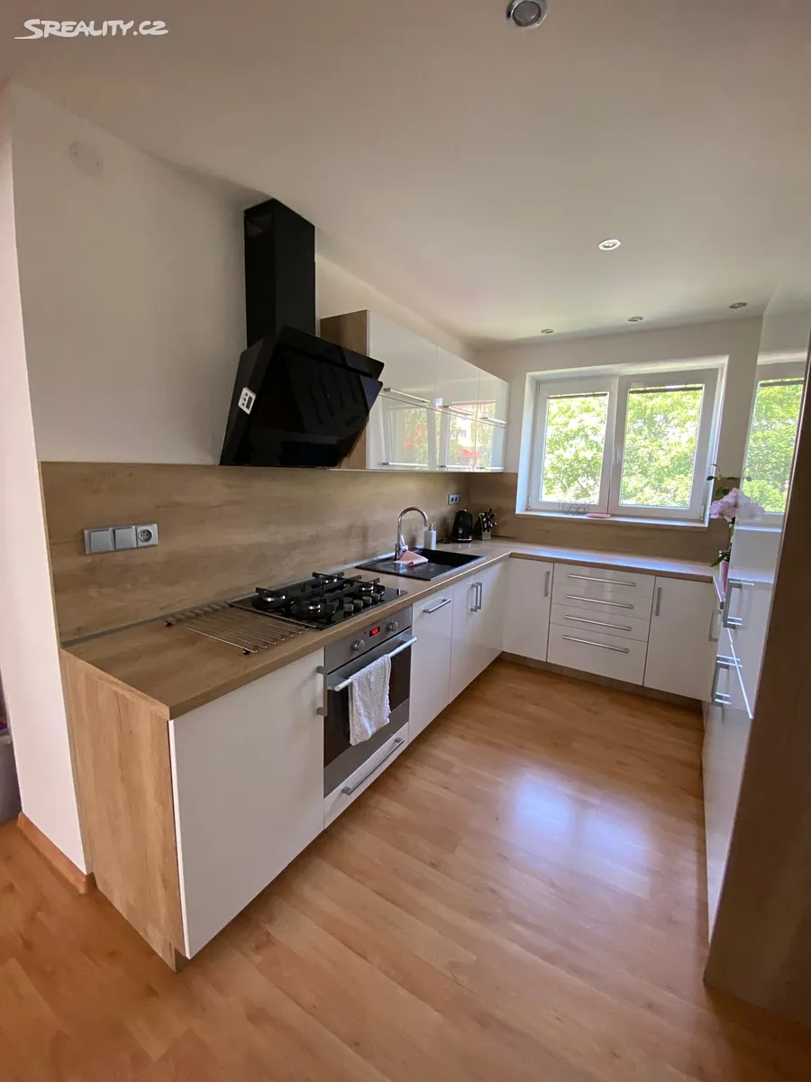 Prodej bytu 3+kk 72 m² – pohled 5