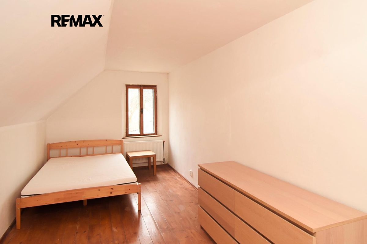 Prodej rodinného domu 170 m², pozemek 725 m² – fotografie 5
