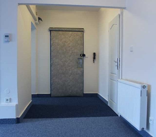 Pronájem komerčního prostoru, 115 m² (9 z 12)
