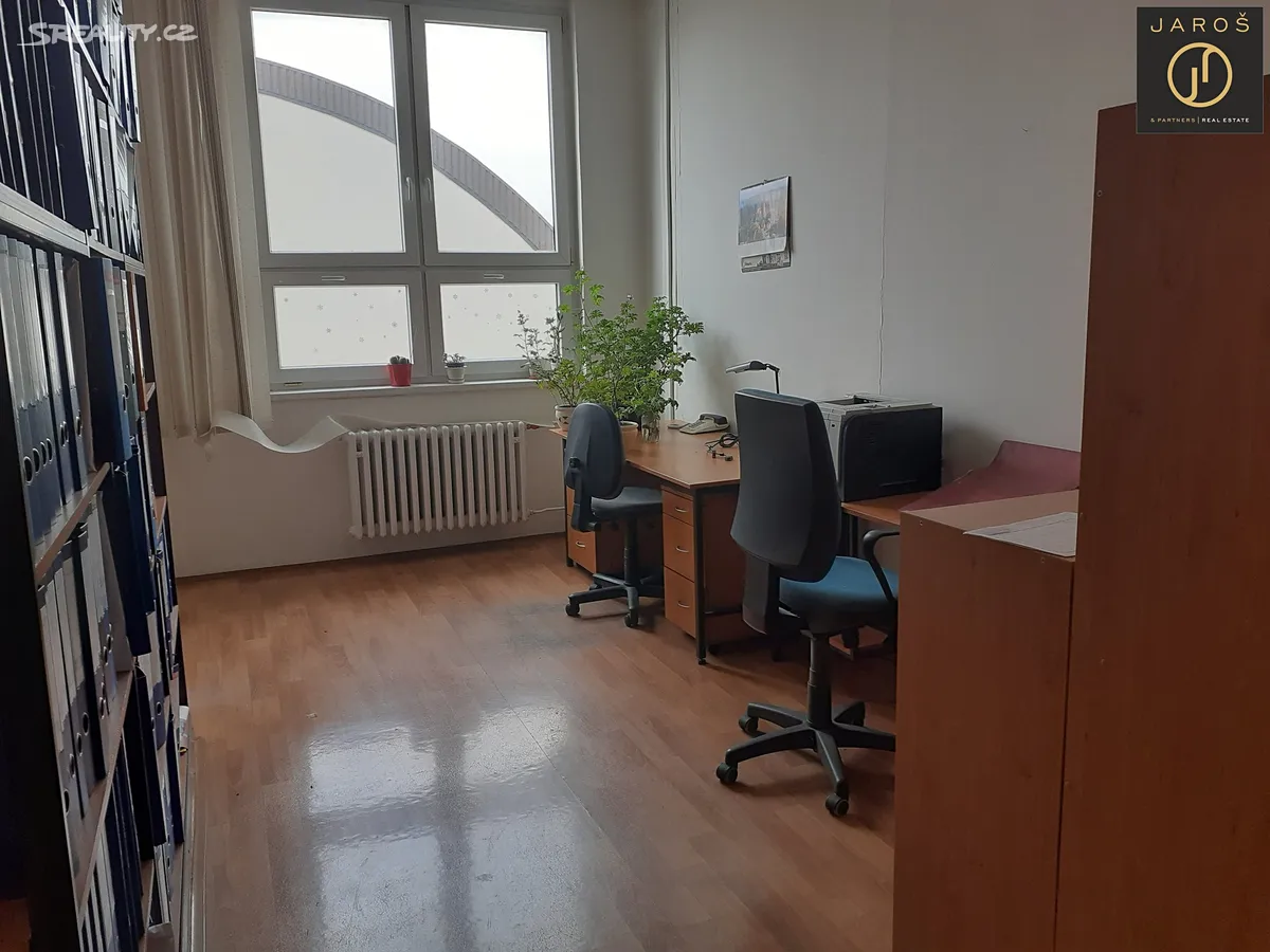 Pronájem kanceláře 20 m², Dělnická