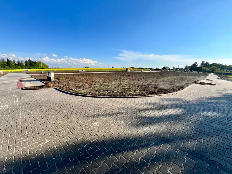 Prodej stavebního pozemku 1016 m², Strančice – náhled fotky 2