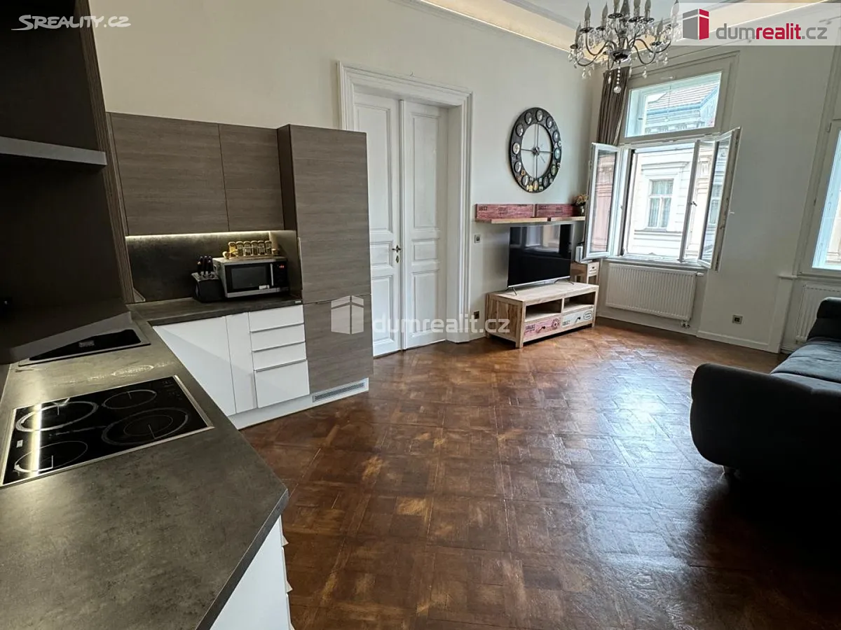 Pronájem bytu 2+kk 62 m², Praha