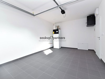 Pronájem  rodinného domu 193 m², pozemek 468 m² — photo 5
