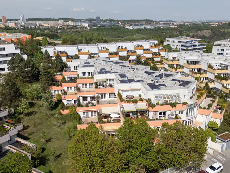 Prodej bytu 4+kk 180 m², Praha – náhled fotky 2