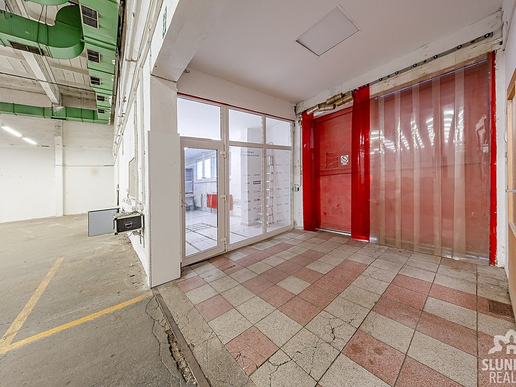 Pronájem komerčního prostoru, 534 m² (3 z 14)