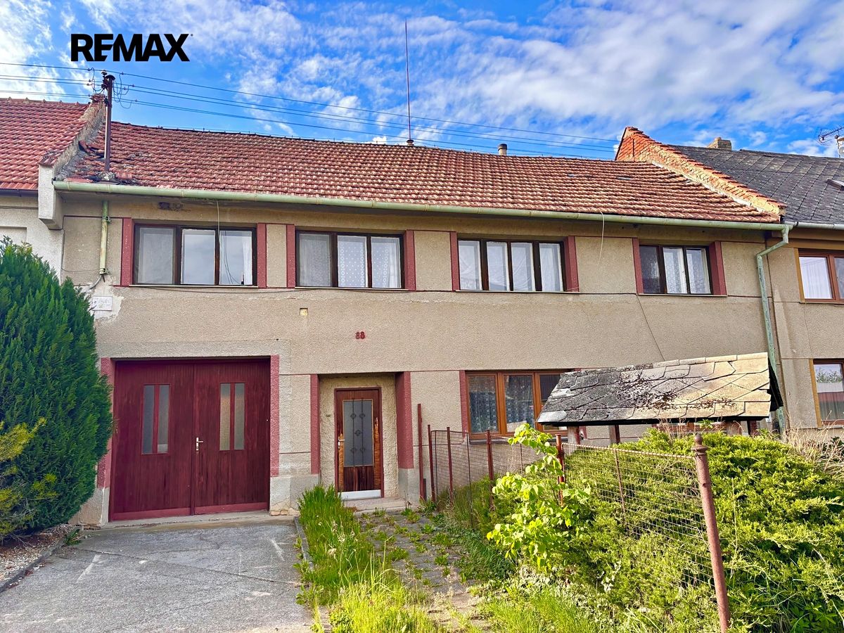Prodej rodinného domu 150 m², pozemek 2697 m²